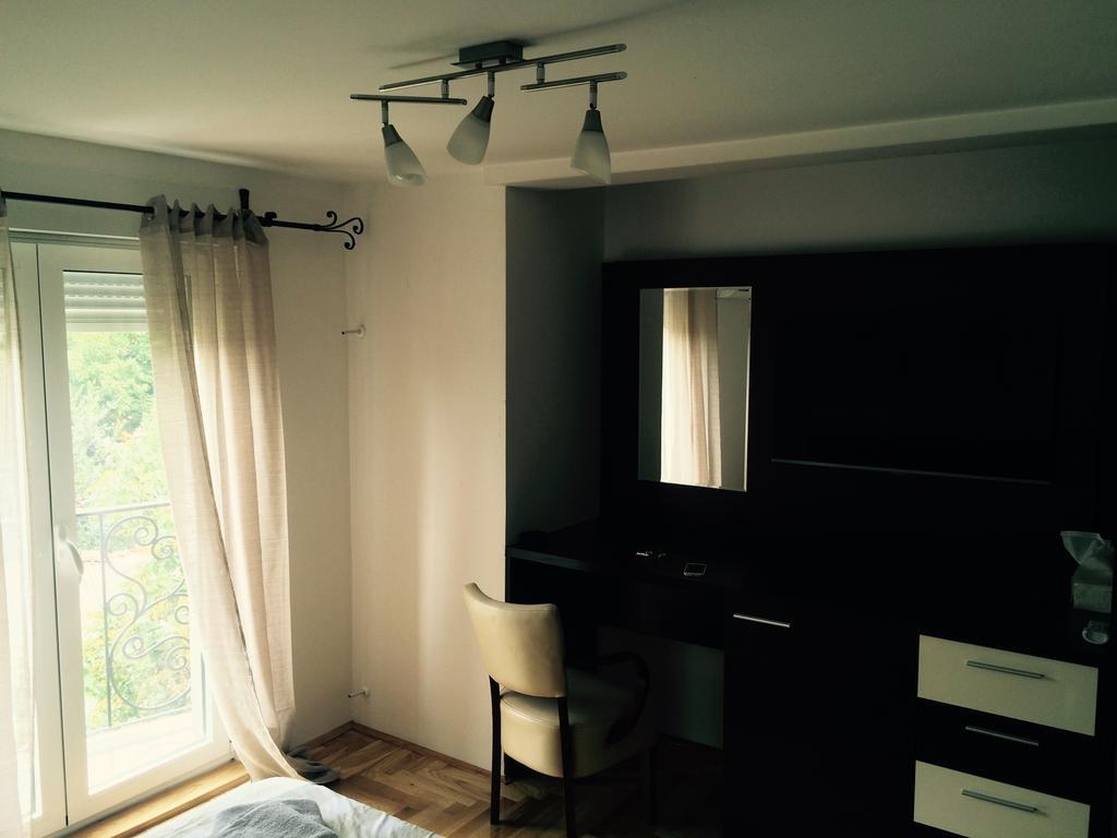 Park Srce Apartments Arandjelovac Habitación foto